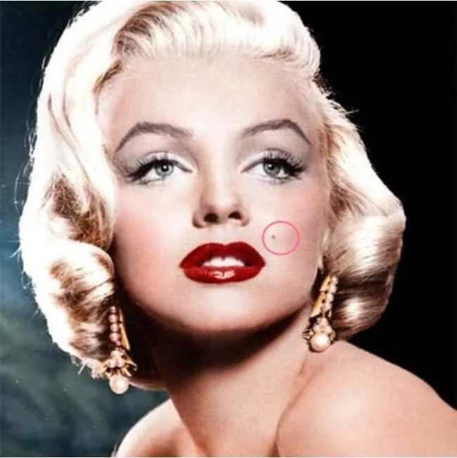 女星的"美人痣":热巴长在眼下,刘亦菲在鼻子上,而她美成经典