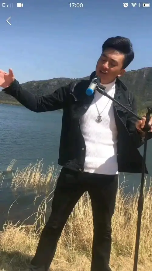 彝族著名歌手吉克永都