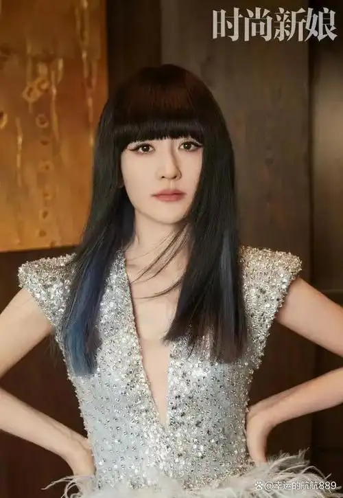 谢娜今日最新杂志大片出炉啦!公主娜好美啊!