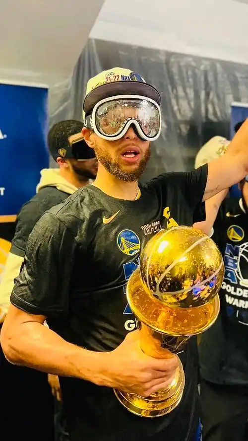 nba高清照片(「球星壁纸第91期」勇士总冠军,请拿走你偶像的壁纸)