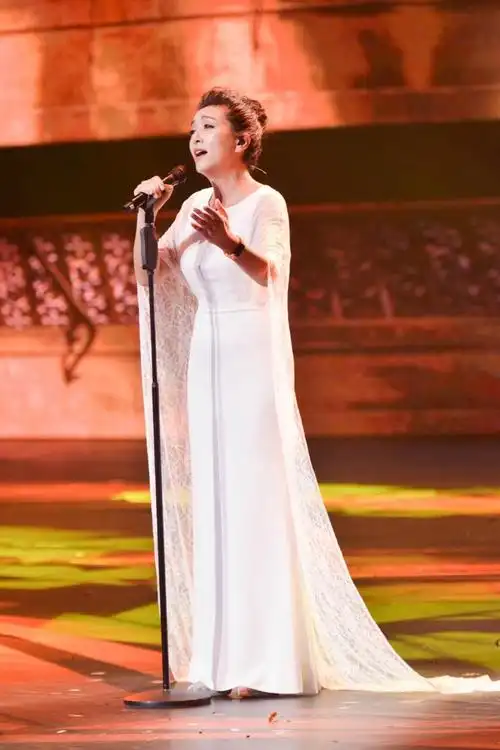 种种迹象表明,江珊就是《跨界歌王2》冠军