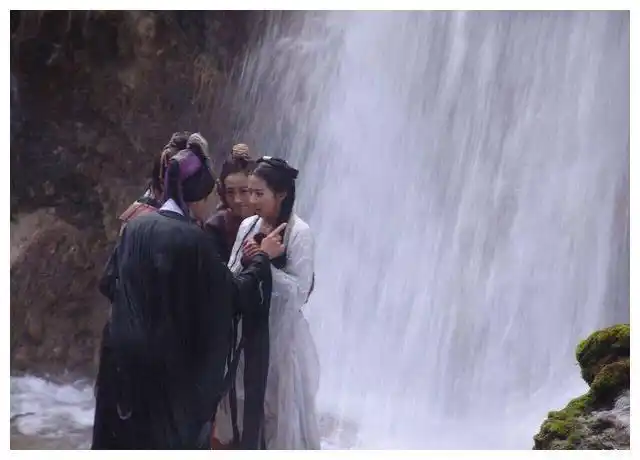 神雕侠侣选角内幕多刘亦菲演小龙女危险多黄晓明油有点多