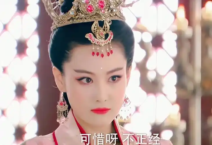 女一号白百何"搞怪",我被36岁张馨予吸引_剧照_角色_妲己