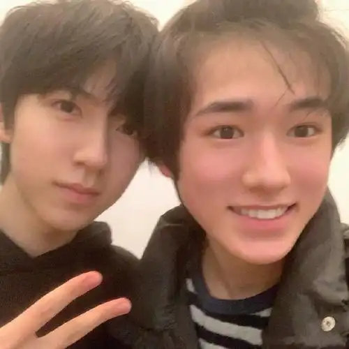 宋亚轩贺峻霖 头像 壁纸【轩霖】_腾讯新闻