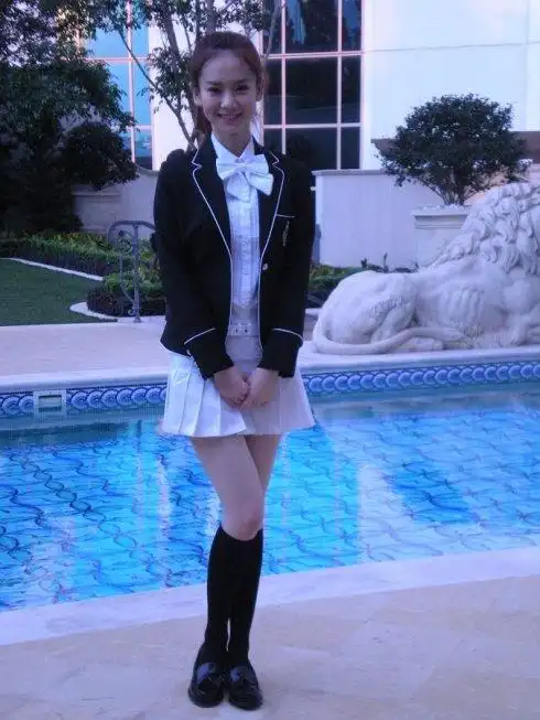 p>戚薇,1984年10月26日出生于四川省成都市武侯区,中国内地女演员