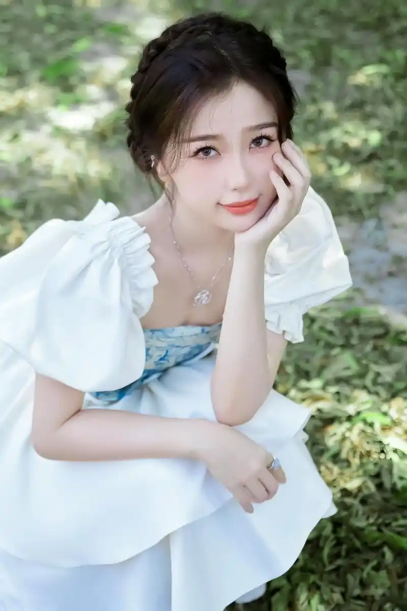 高清图集|虞书欣甜美可爱,是一个很温柔的女孩子