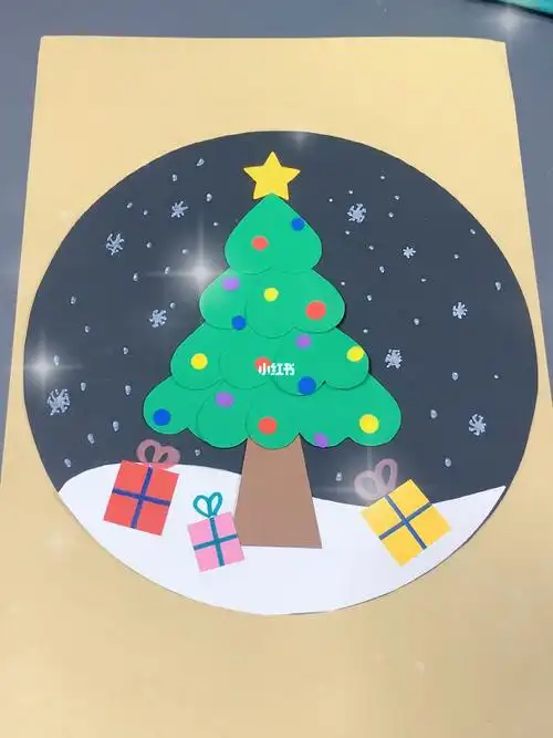 用爱心做的圣诞树拼贴画简单好看快来试试吧