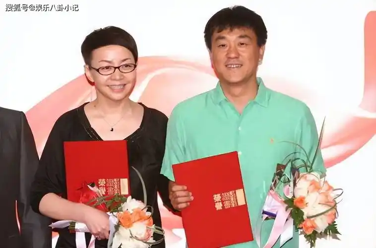 同桌是我这辈子做的最正确的事,儿子长相英俊比他帅_李海洋_表演_成绩