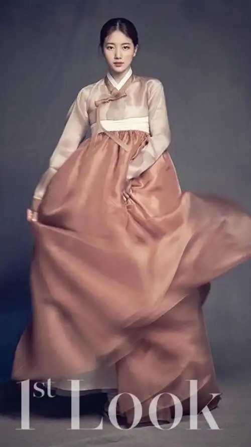 裴秀智精美韩服写真,裴秀智,韩国美女,歌手,演员,日韩明星,美女明星,