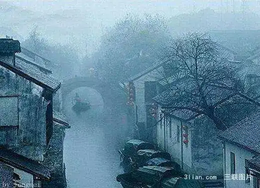 阳春三月,烟雨濛濛.醉美江南,风景如画.