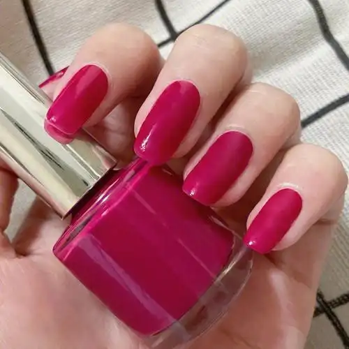 辣妹色指甲油biwi指甲油25 北半球野莓夏天涂这个颜色也太辣了吧浓郁
