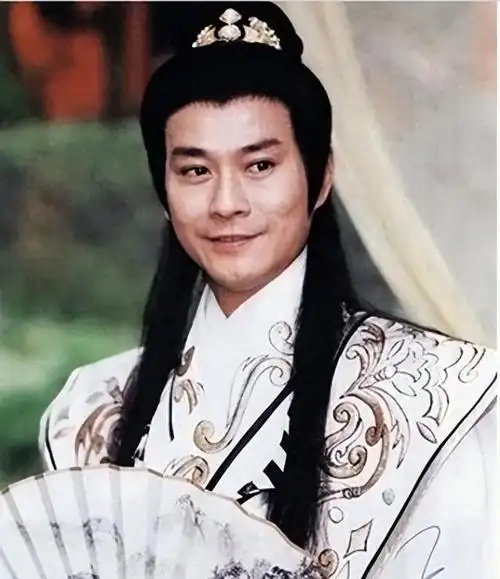 当年郑少秋地对沈殿霞说给我生个孩子不然就别怪我狠心