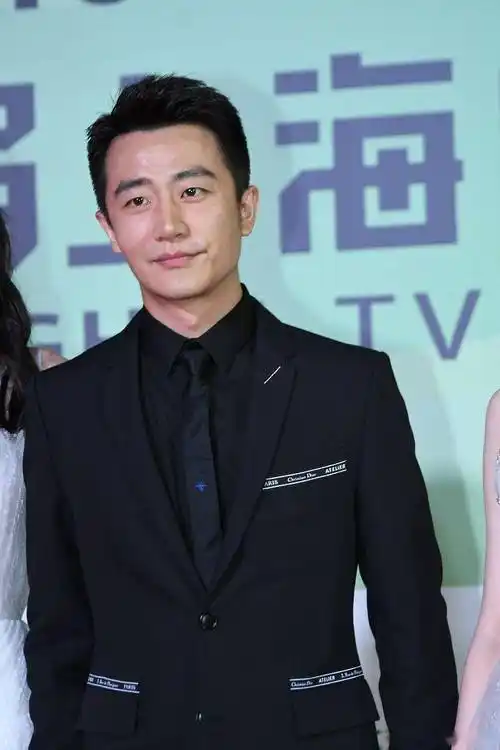 鼻子透光引发热议,网友称颜值下滑_皮肤_变化_鼻梁