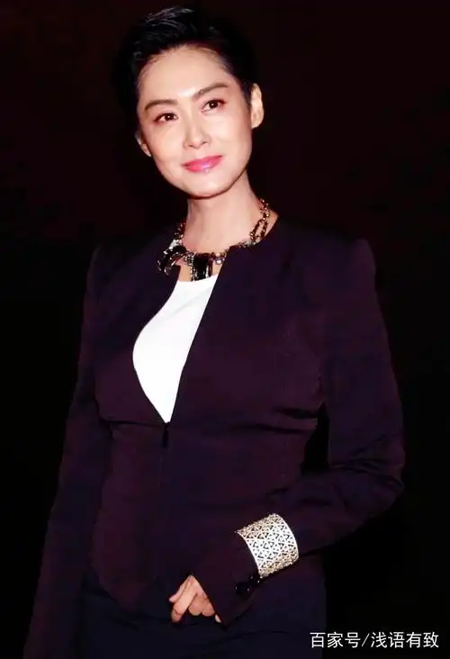 香港最美的女演员朱茵,塑造了很多经典的艺术形象