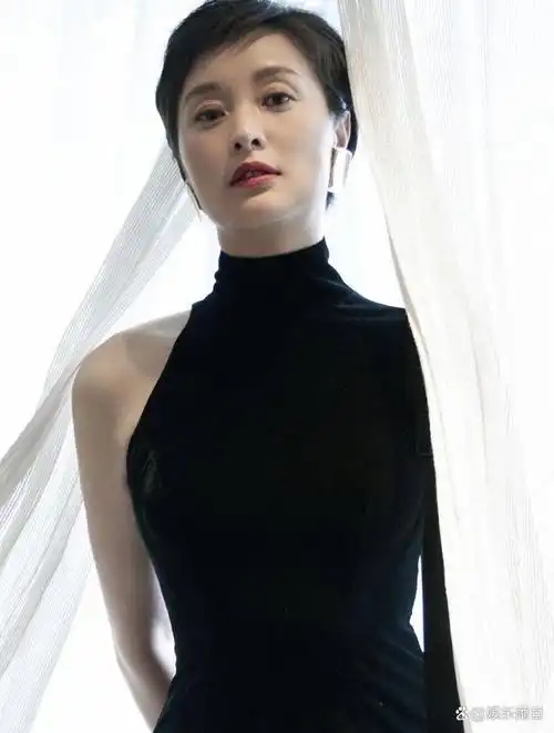 演员吴越的回家之路!