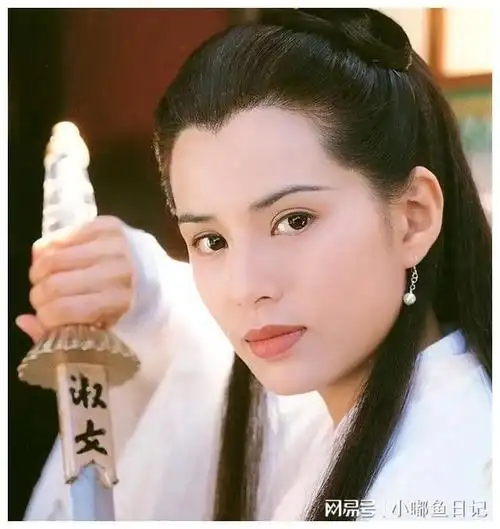 李若彤富商前男友的欺骗让她伤透了心现在渴望恋爱不排斥相亲