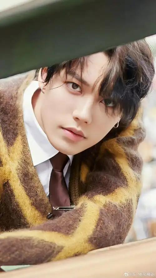 清爽宜人,心情愉悦愿能寻找属于你的那份宁静@林彦俊自修壁纸/高清