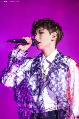 王源 首次个人演唱会