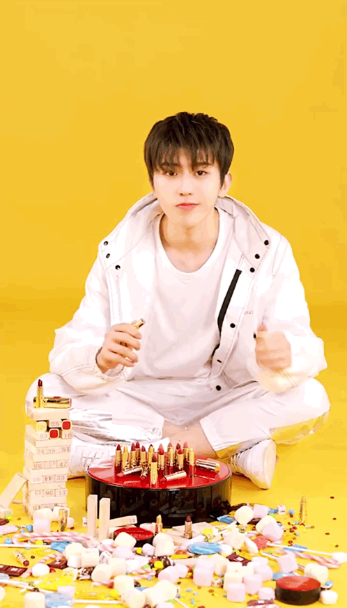 气垫欧莱雅蔡徐坤