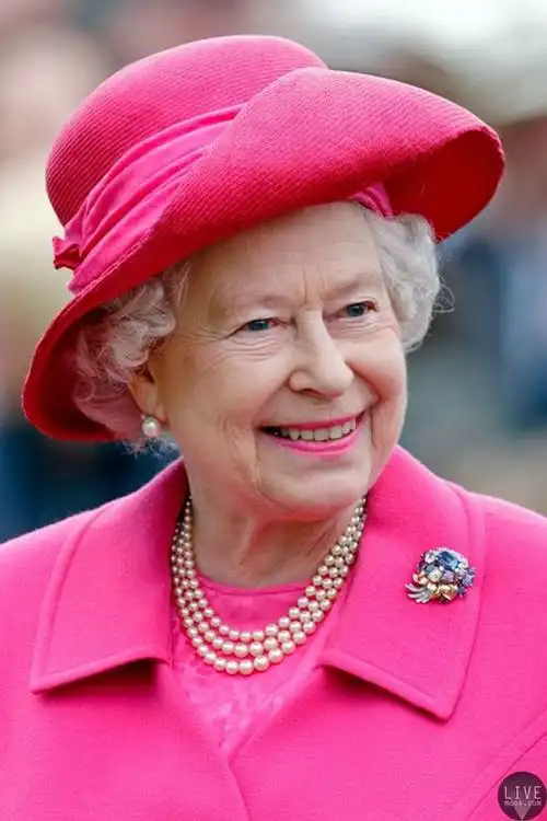 英国王室成员珍珠收藏公开英女王凯特戴安娜王妃最著名的18件珍珠首饰