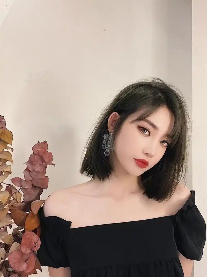 超级好看的短发发型,2021最火秋季短发发型,女生一定要去尝 - 抖音