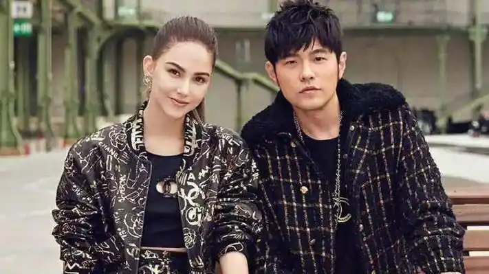 原创昆凌曾迷恋小哥近况3天坐轮椅试镜为何对侯佩岑耿耿于怀