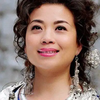 【图】张也简历大公开 其老公到底是谁