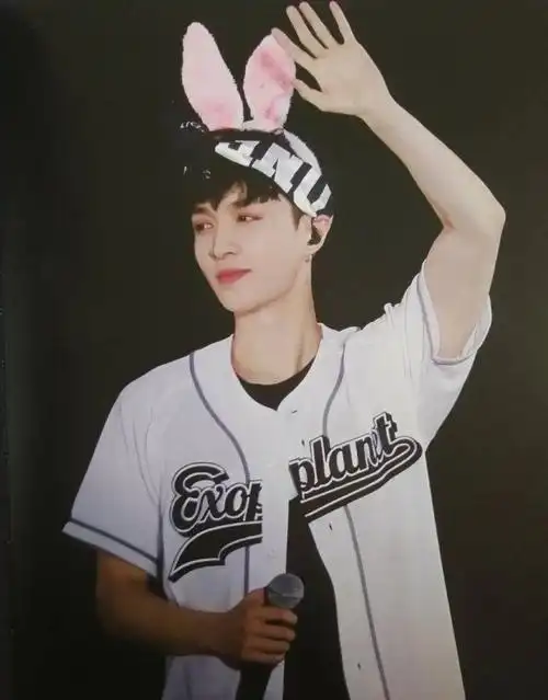 张艺兴再跳exo舞蹈,离开团队这么久,你还期待合体吗|exo|综艺|金钟仁