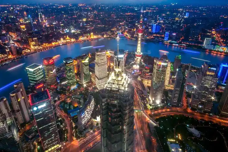 霓虹闪烁梦幻迷离看看大上海的夜景有多美