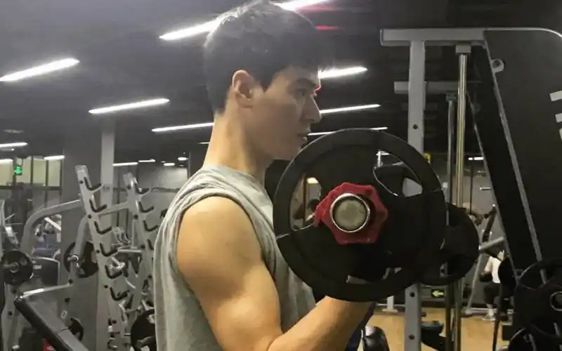 【龚俊考古12】腹肌照有了,腹肌视频还远吗