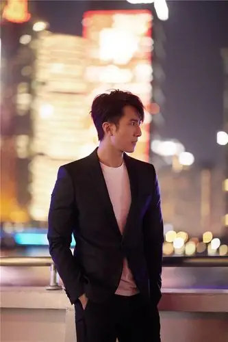 吴尊出席代言活动,携粉丝呼吁保护水源