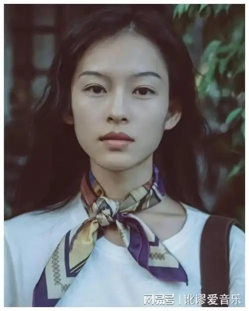 东方美人再现越南新星模特竟有章子怡的影子网友大呼惊艳