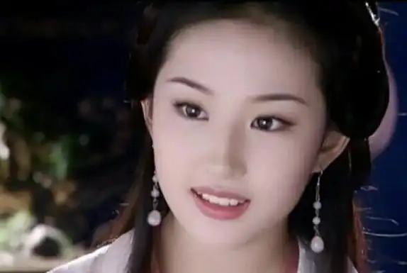 电视剧中的古装美女:刘亦菲,举止摇曳生姿(天仙下凡)