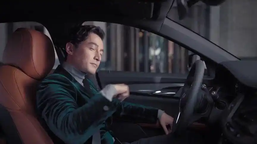 胡歌代言的美系车,全新一代凯迪拉克ct6,如此合拍,很有范儿