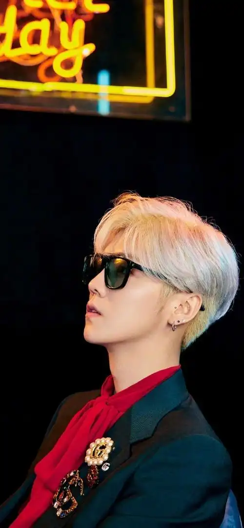 帅气鹿晗高颜值高清全面屏手机壁纸67676767