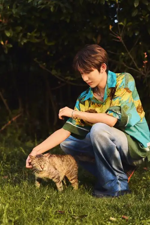 王源宇宙超级无敌大狂欢巡演##王源新专辑在星穹下狂奔