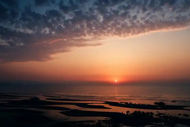 1366x768分辨率下载,唯美的海滨暮色图片,图片,壁纸,自然风景-桌酷