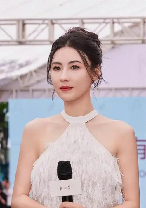 张柏芝写真:美丽挂和清丽挂的最顶配