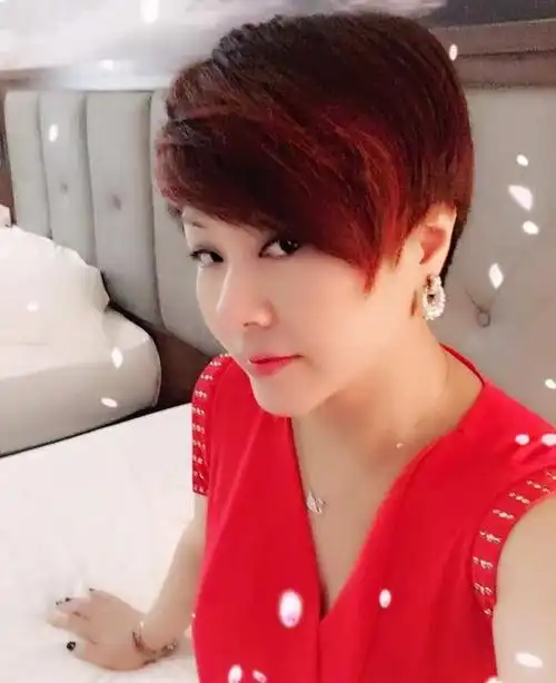 37岁离异女征婚照片(id:480717)_广东广州征婚交友_我主良缘网