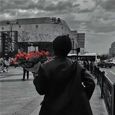 超火超好看的背影头像男生