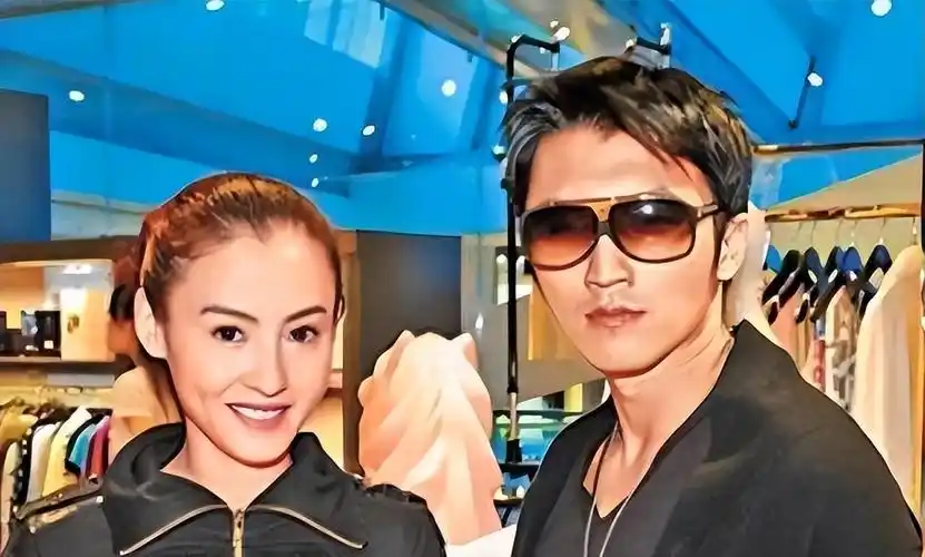 直到如今才明白谢霆锋对张柏芝不仅是喜欢而是用尽全力的深爱