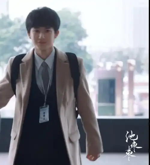 棋魂里俞亮郝富申的穿搭