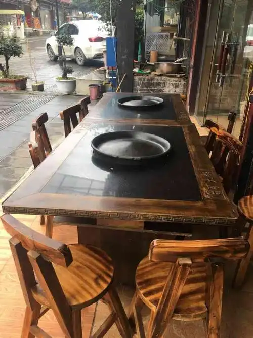 织金县传统特色土烙锅店-"来的时候是淡季,朋友在网上搜到这家店,吃.