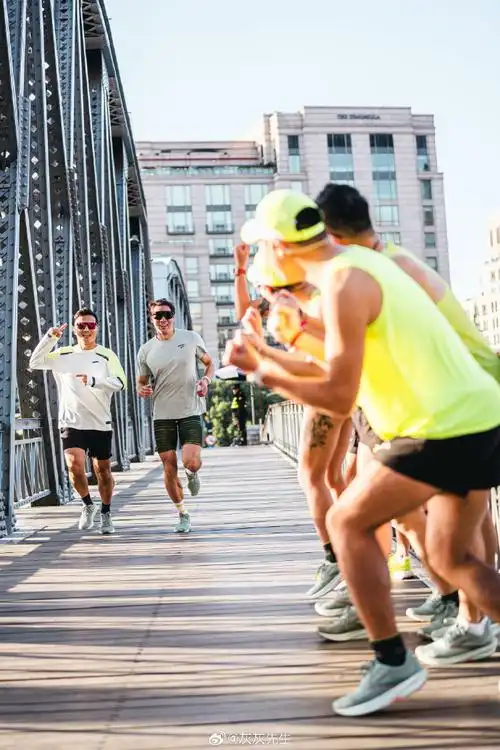 我就要跑##冬训全力冲##这一刻动起来##上海马拉松