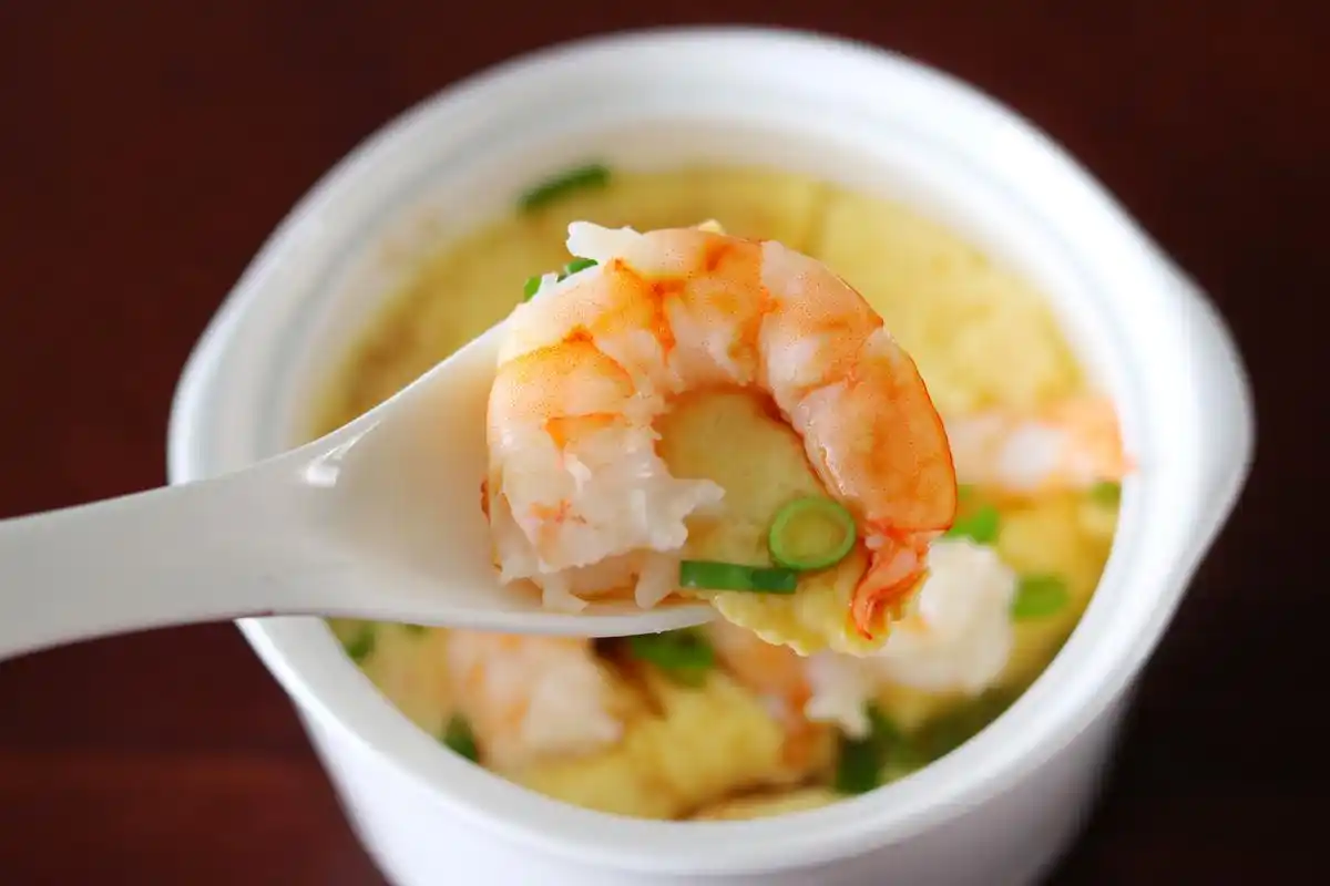 虾仁蒸蛋最简单的做法,不用过滤不加盖,鲜嫩无比,小白一看就会