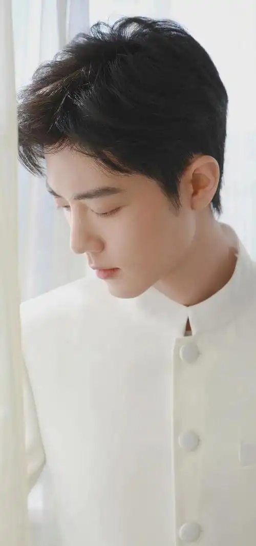 肖战2021新壁纸无水印肖战2021新壁纸