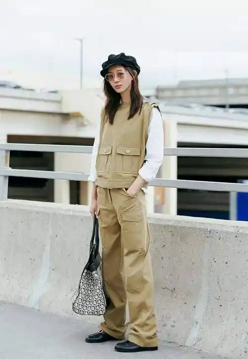 原创女明星工装风穿搭大比拼江疏影帅气杨紫可爱最服李沁配色高手