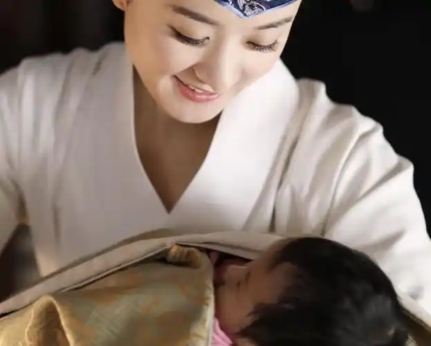 赵丽颖儿子满月了粉丝晒出为小王子庆满月现场照满满的爱