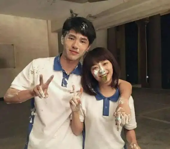 谭松韵刘昊然版的耿耿余淮当年是最好的我们现在是最好的你们