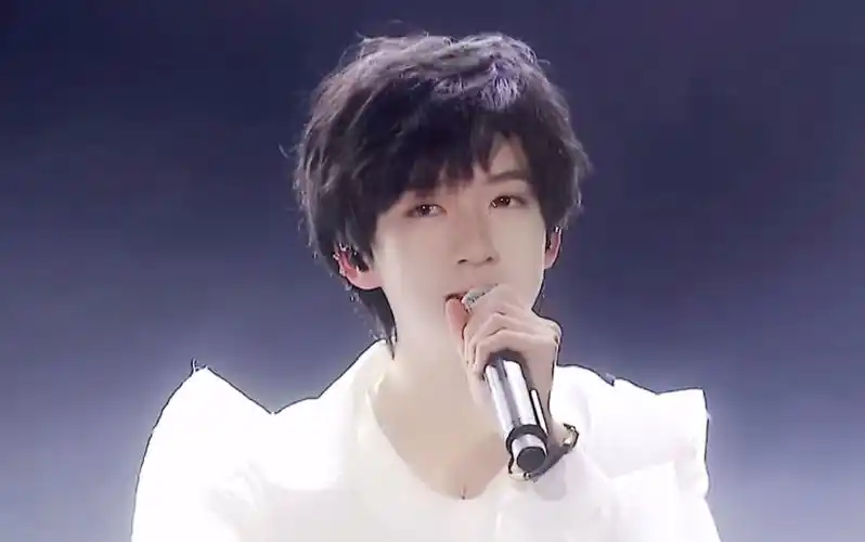 向全世界安利贺峻霖|清冷禁欲人间仙子